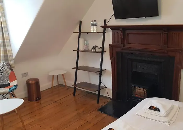 Ness City Cottage
